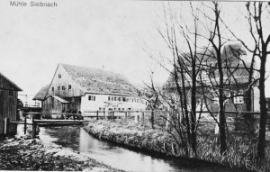 Mühle mit Mühlbach um 1900