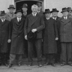 Der Ettringer Gemeinderat  um Bürgermeister Lang im Jahr 1951