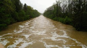 Blick vom Wertachsteg zum Oberen Wehr